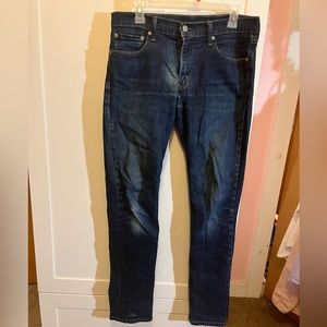 Levi’s Dark Wash Jeans